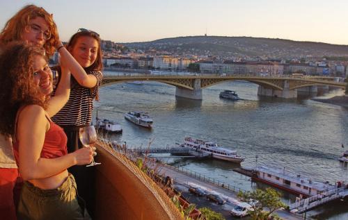 Ujlipotvaros Apartment | High End Budapest in the city center