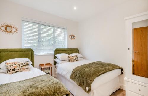 Burgh Castle House | High Garden