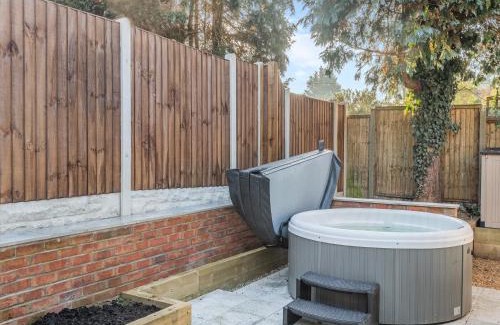 Burgh Castle House | High Garden