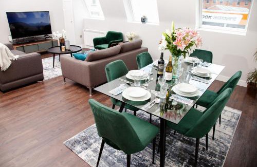 Swindon Apartment | High Life Serviced Apartments - Old Town