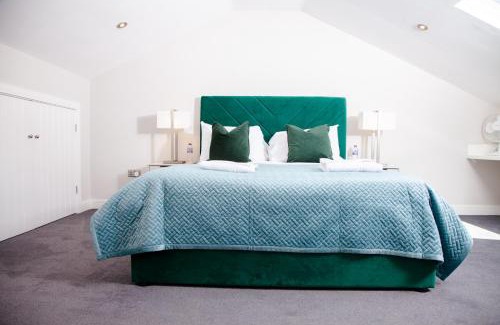 Swindon Apartment | High Life Serviced Apartments - Old Town