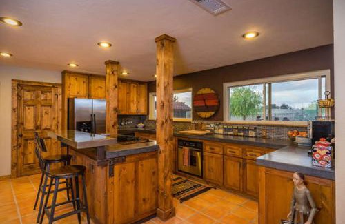 Paso Robles Bed & Breakfast | High Ridge Manor