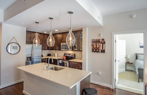 Lenox Apartment | High Rise 2 Bedroom apartment in a Great location by RedAwning