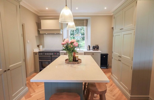 Torver Cottage | HIGH TORVER HOUSE, pet friendly, luxury holiday cottage in Torver