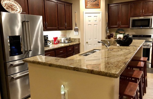 Lake Elsinore House | Highest Quality Beds, Pool, View & Amenities Here