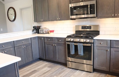 Highland House | Highland Home 4BR Near New Paltz, Wedding Venues & Hudson Valley Escape
