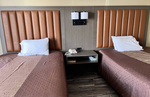 Enterprise Hotel | Highland Inn