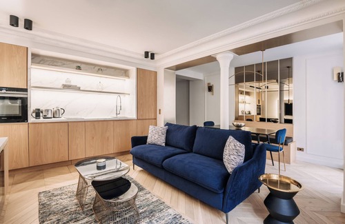 Paris City Center Apartment | HIGHSTAY - Luxury Serviced Apartments - Louvre-Rivoli