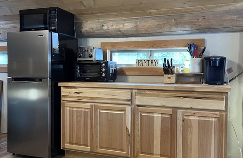 West Glacier Apartment | Hiker's Rest: A Relaxing Retreat 5 miles from Glacier National Park