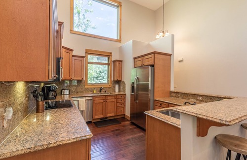 Victor House | Hiking, Fishing, Biking, Skiing all within the valley 30 min from Jackson Hole