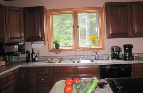 Oxford House | Hiking, swimming, chef's kitchen, sunsets, on Maine's clearest lake