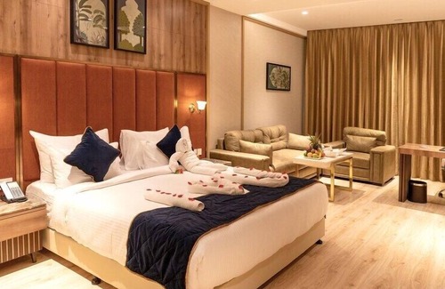 Siliguri Hotel | Hiland Hotel