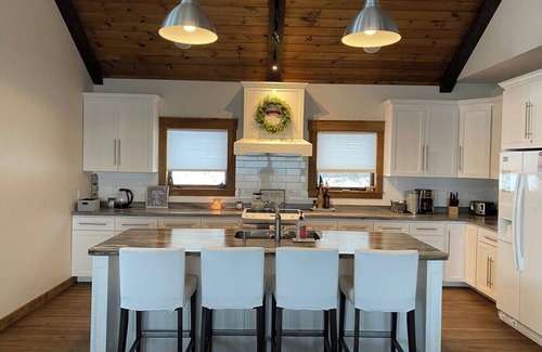 Ellicottville Ski Chalet | Hill Haus Ellicottville Chalet and Barrel Sauna!