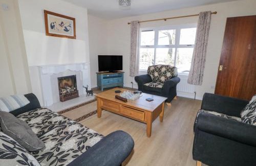 Armoy House | Hill House