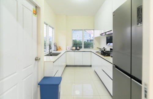 Hang Dong House | ็Hill Lake Villa - ฮิลล์เลค วิลล่า