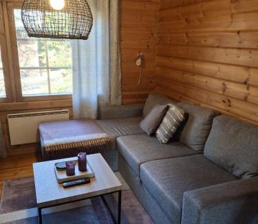 Akaslompolo Ski Chalet | Hillatupa
