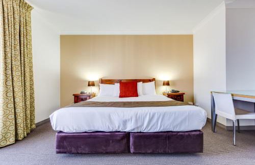 South Brisbane Apartment | Hillcrest Apartment Hotel (formerly Central Hillcrest Apartments)