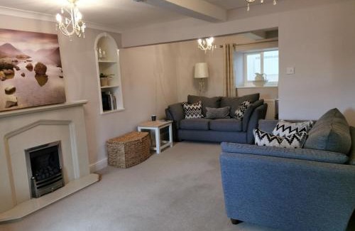 Allithwaite House | Hillside Farm Cottage