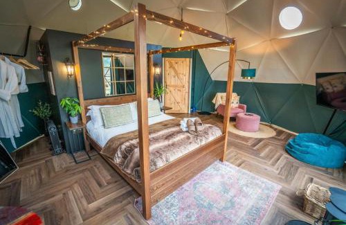 Portpatrick House | Hillside Haven - (Luxury Geodome)