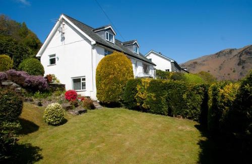 Coniston House | Hilltop, Coniston spacious bungalow with incredible views