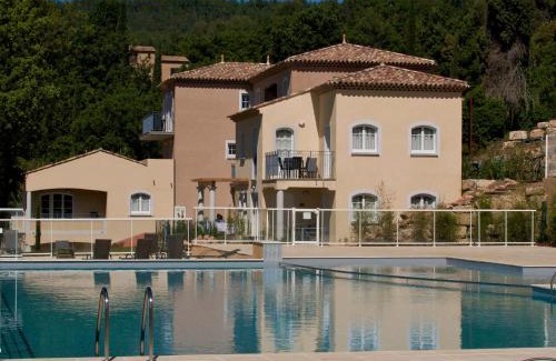 Callian Apartment | Hilltop Retreat in Provence