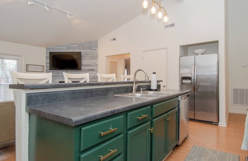 Hillwood House | Hillwood Hideaway