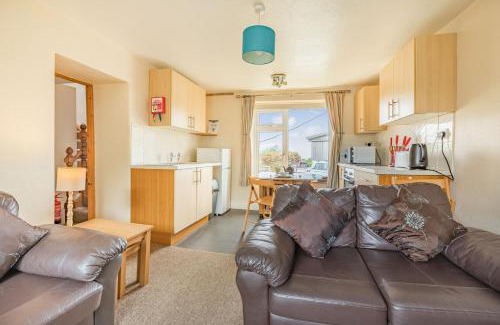 Hele Apartment | Hillymouth
