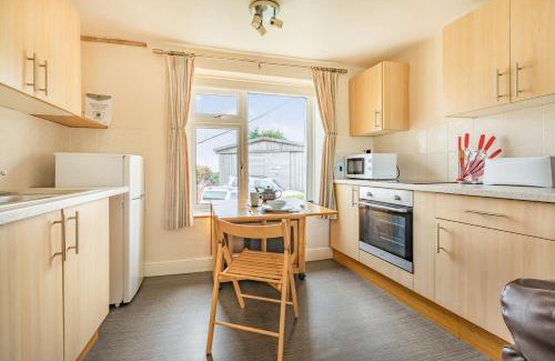 Hele Apartment | Hillymouth