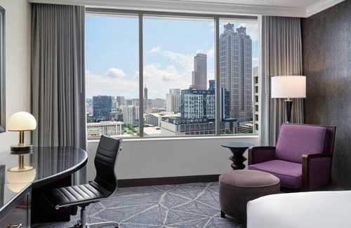 Peachtree Center Hotel | Hilton Atlanta