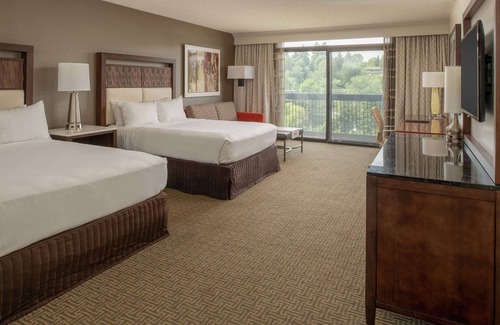 West Bellevue Hotel | Hilton Bellevue
