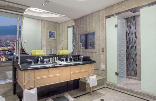 Osmangazi Hotel | Hilton Bursa Convention Center & Spa
