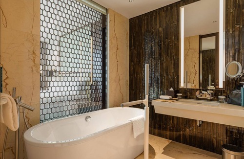 Hai Chau Hotel | Hilton Da Nang