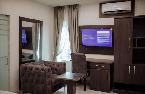 Alimosho Hotel | Hilton Euphoria Hotel
