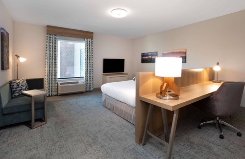 Huning Highland Historic District Hotel | Hilton Garden Inn Albuquerque Downtown