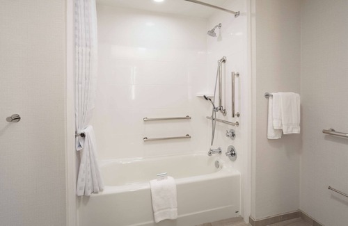 Huning Highland Historic District Hotel | Hilton Garden Inn Albuquerque Downtown