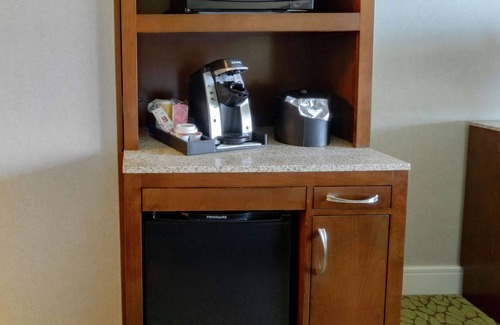 Downtown Buffalo Hotel | Hilton Garden Inn Buffalo Downtown