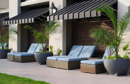 Downtown Charleston Hotel | Hilton Garden Inn Charleston Waterfront/Downtown