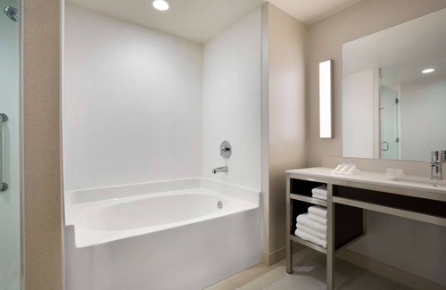 Five Points South Hotel | Hilton Garden Inn Downtown Birmingham