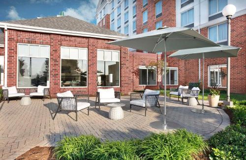 South Barrington Hotel | Hilton Garden Inn Hoffman Estates