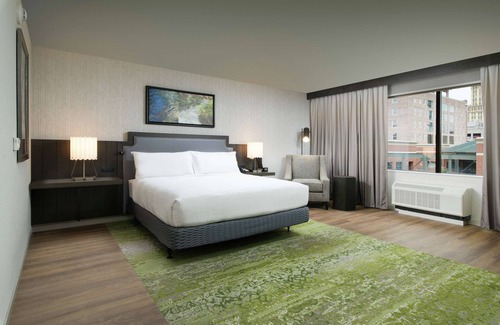 Downtown Memphis Hotel | Hilton Garden Inn Memphis Downtown Beale Street