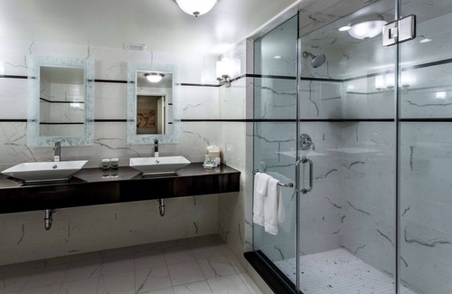 Bloomfield Hotel | Hilton Garden Inn New York/Staten Island