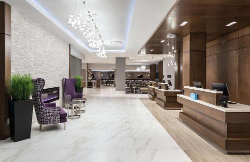 Byward Market - Parliament Hill Hotel | Hilton Garden Inn Ottawa Downtown