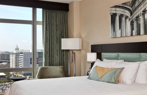 NoMa Hotel | Hilton Garden Inn Washington DC/U.S. Capitol