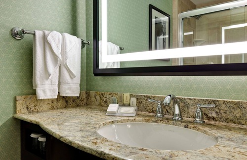 NoMa Hotel | Hilton Garden Inn Washington DC/U.S. Capitol