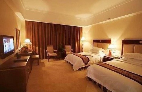Zhanqian District Hotel | Hilton Garden Inn Yingkou Zhanqian