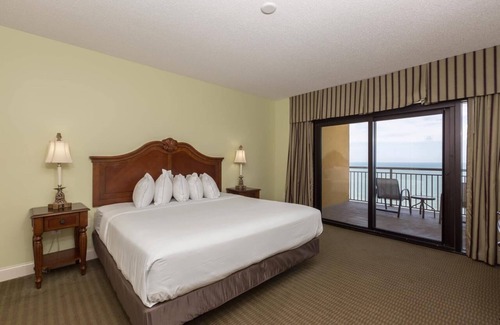 Myrtle Beach Resort | Hilton Grand Vacation Club at Anderson Ocean Club and Spa