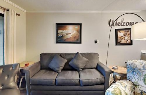 Folly Field Apartment | Hilton Head Beach & Tennis B340