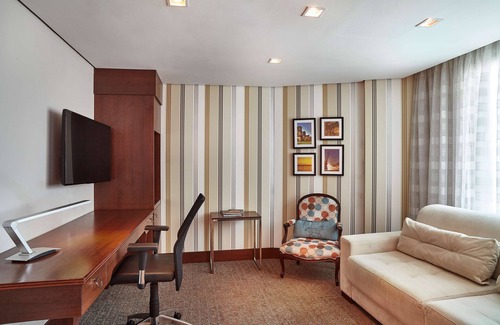 Moinhos de Vento Hotel | Hilton Porto Alegre