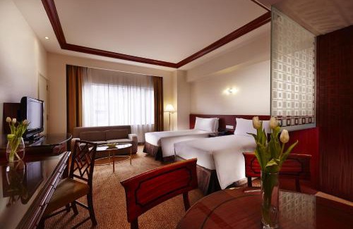 Orchard Hotel | Hilton Singapore Orchard