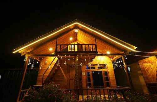 Banjar Ski Chalet | Himalayan Cedar Nest